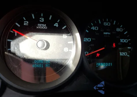 2011 Chevrolet Silverado 1500 Ls z USA, uszkodzony, nr VIN 1GCRCREAXBZ158445